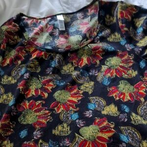 Lularoe Multicolor Floral Classic Tee